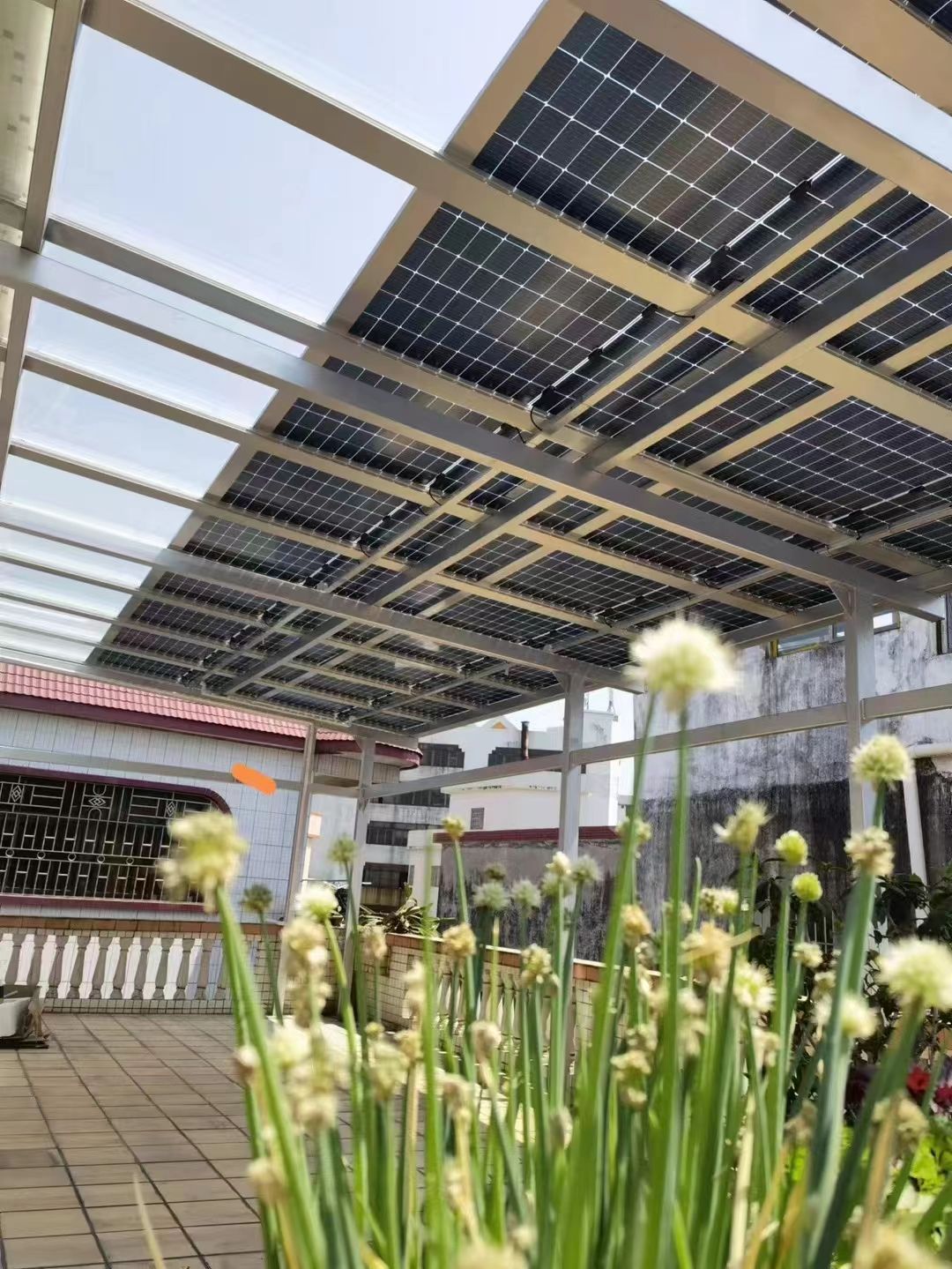 黄南别墅家用屋顶太阳能发电系统安装